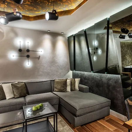 بيت ضيافة وان لاكشري سويتس 4*