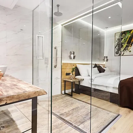 Guest house One Luxury Belgrade