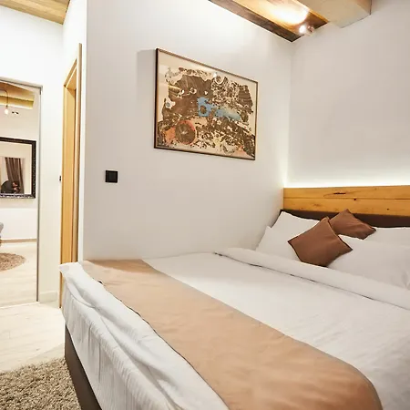 وان لاكشري سويتس