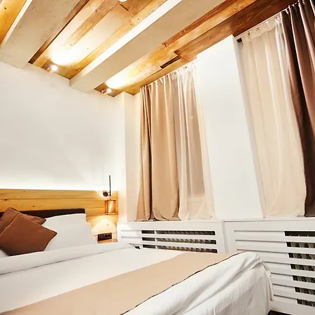 One Luxury Guest house 4*