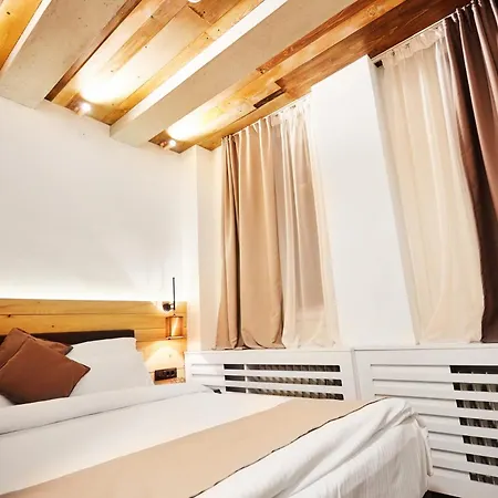 وان لاكشري سويتس بيت ضيافة 4*