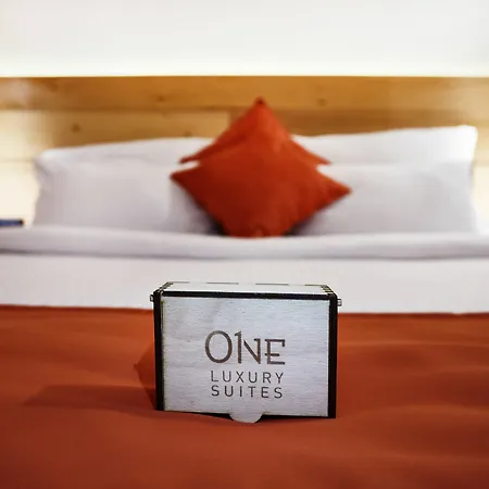 One Luxury 4*