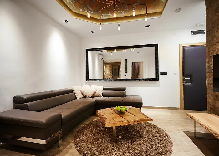 One Luxury Pensión Belgrado